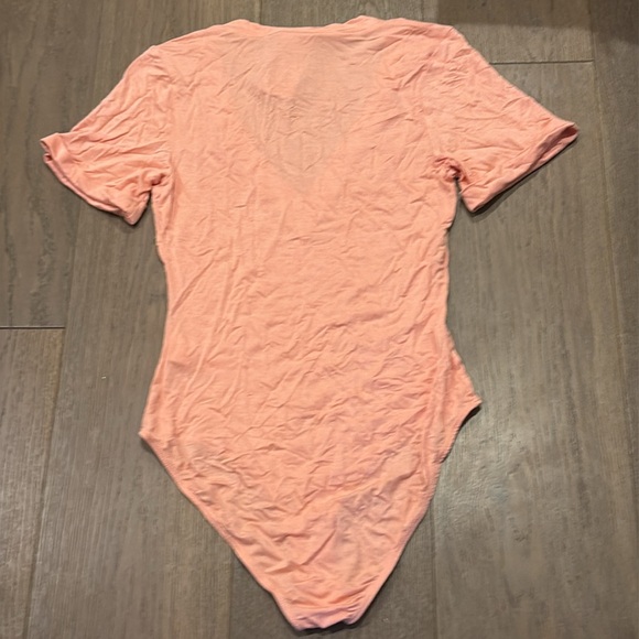FREE PEOPLE | NWOT Deep V Neck Tee in Pink - Picture 2 of 3